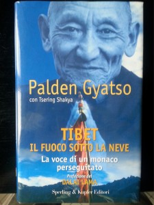 Copertina di Tibet, il fuoco sotto la neve